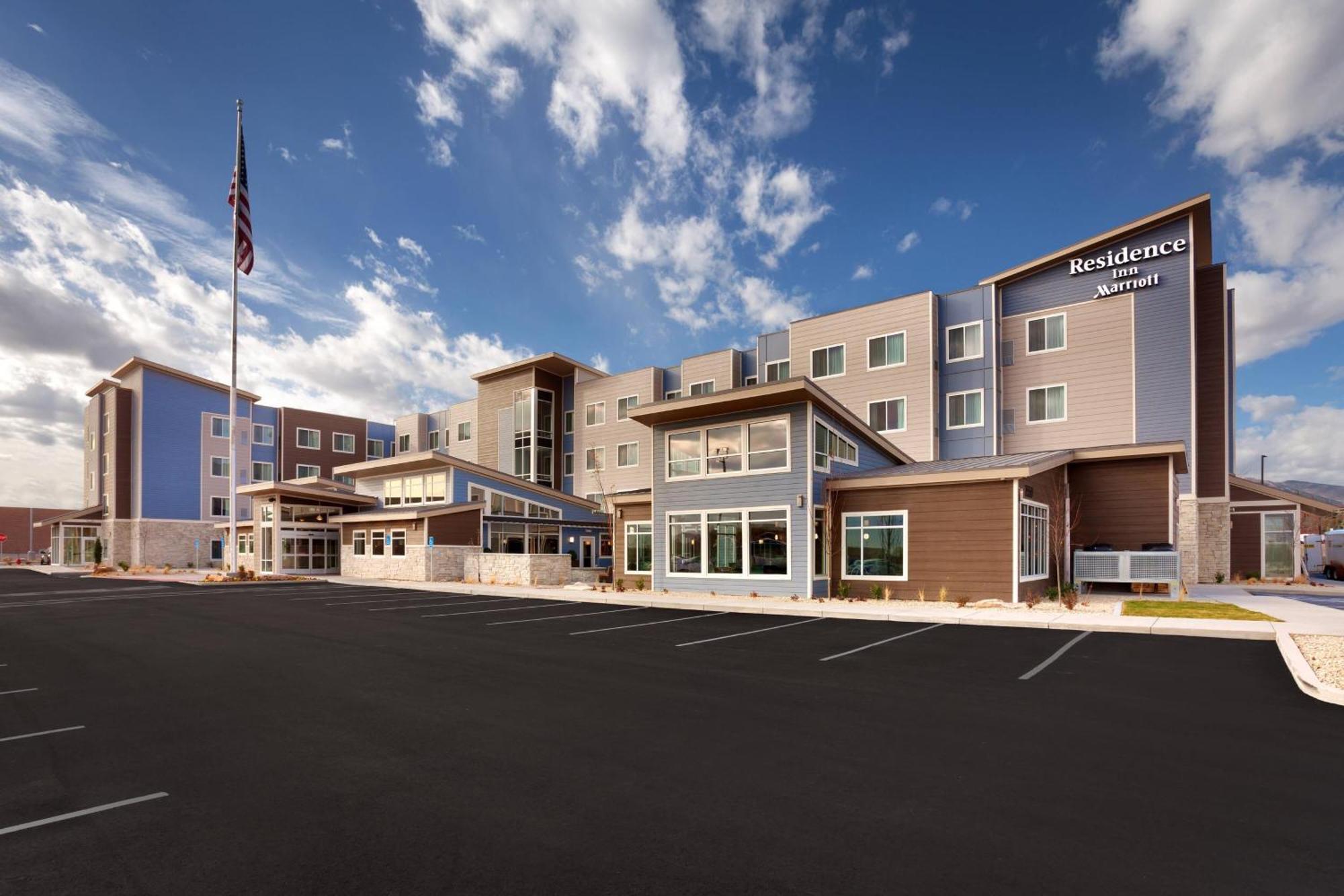 Residence Inn By Marriott Salt Lake City-Западен Джордан Екстериор снимка